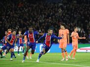 PSG le ganó el partido de Champions al Barcelona en los últimos 10 minutos / Reuters