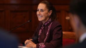 Sheinbaum encabeza por segundo mes consecutivo la clasificación de mandatarios latinoamericanos.