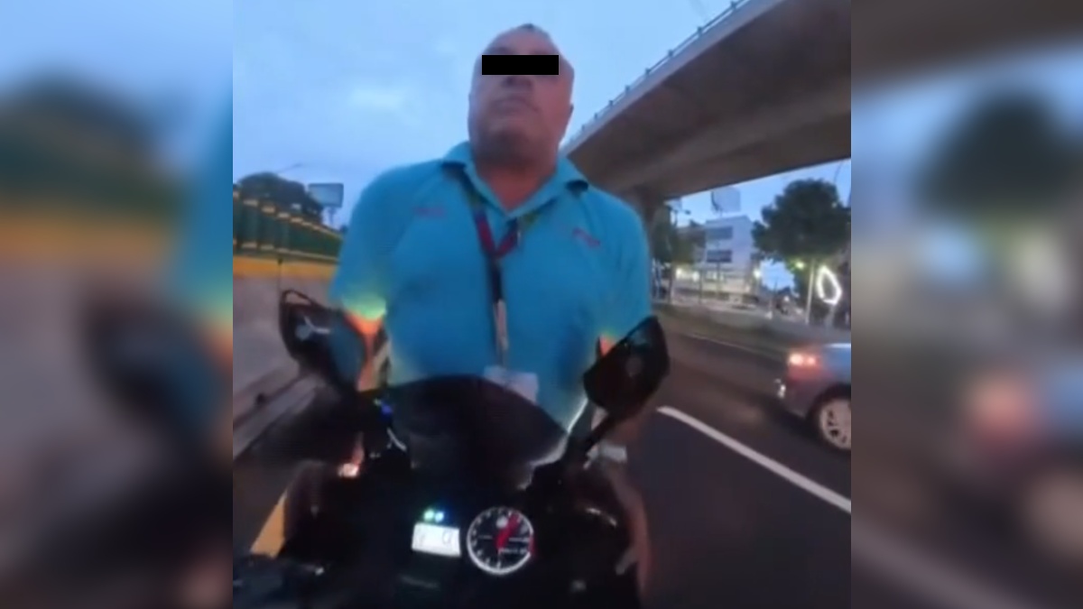 Una motociclista fue agredida por conductor en Tlalnepantla.