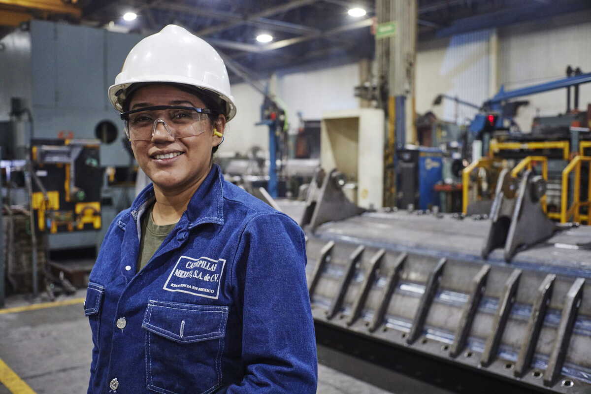 Caterpillar busca personal operativo y técnico para sus plantas de Nuevo León. (Cortesía)