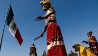 CdMx prepara Catrina monumental de 32 metros de altura en la Plaza de la Constitución.