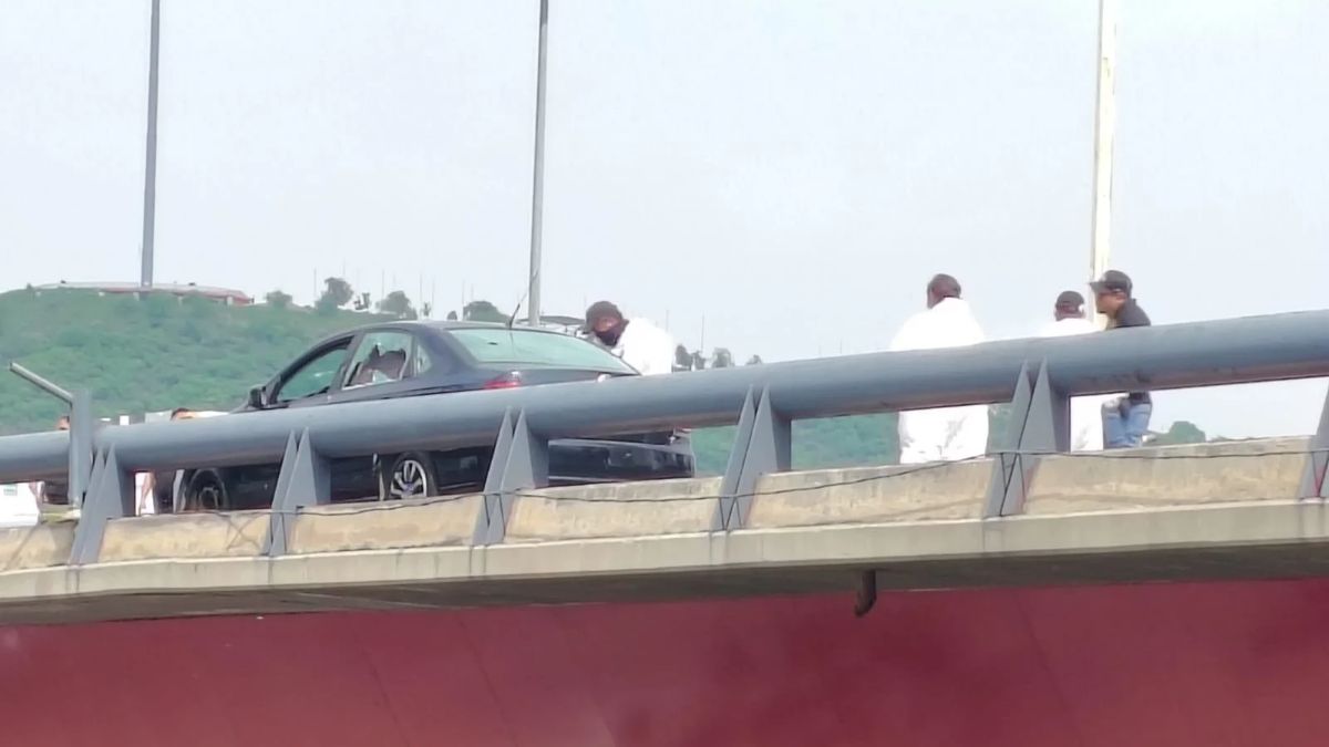 Los expolicías procedían de San Pedro y fueron acribillados en un tramo de más de 200 metros.
