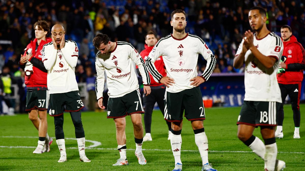 Manchester United solo ha ganado un partido de 3 disputados en Champions League / Reuters