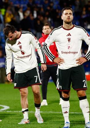 Manchester United solo ha ganado un partido de 3 disputados en Champions League / Reuters