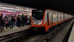 El Metro CdMx presenta afectaciones en sus servicio de la Línea 9. Consulta AQUÍ el avance.