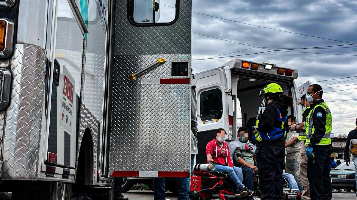 La situación encendió las alertas luego de que varios empleados presuntamente inhalaran la sustancia.