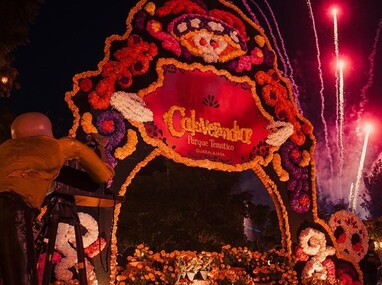 Calaverandia combina la tradición del Día de Muertos con tecnología, arte y espectáculos