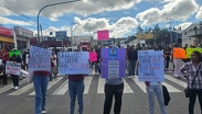 Familiares de Hugo N. y Steven N., se manifestaron en La Guadalupana exigiendo una investigación transparente; señalaron que son inocentes