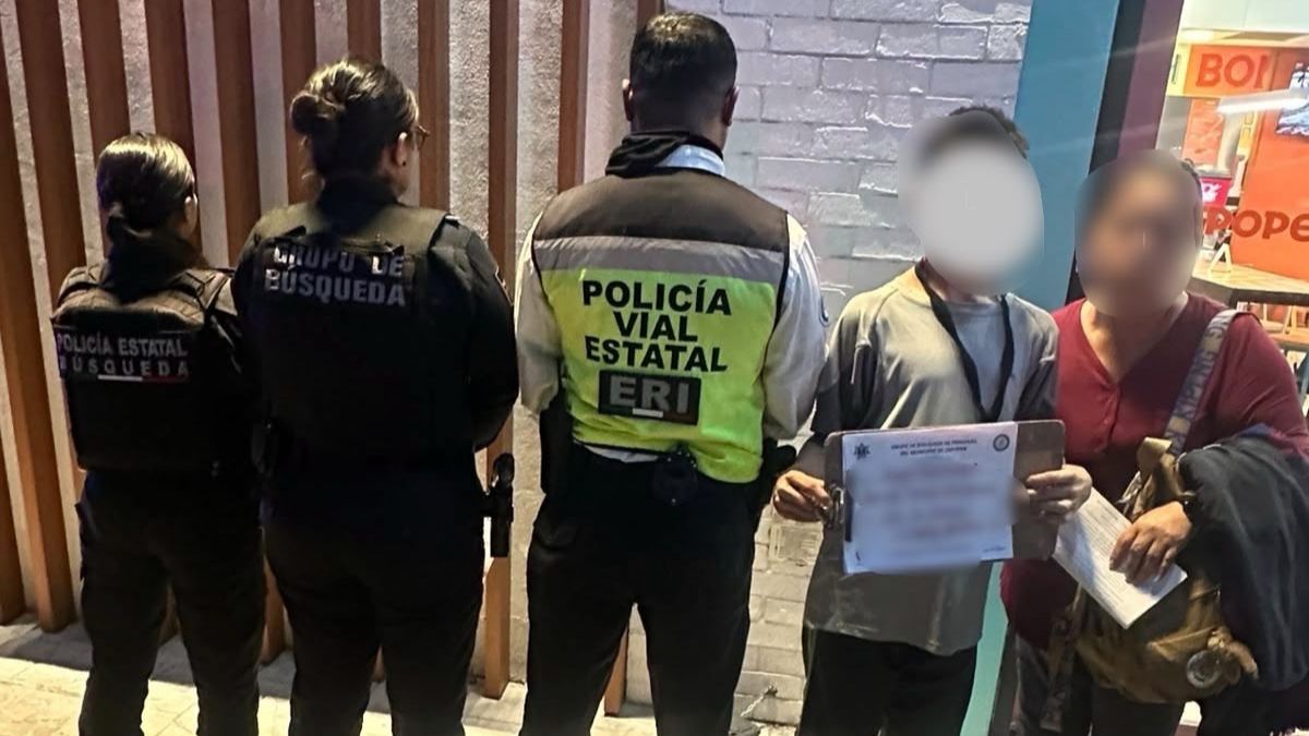 Menor aparece solo en área de juegos de restaurante en Zapopan; policías localizan a su familia