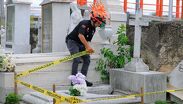 El personal verifica las condiciones de pasillos, accesos y tumbas.| Cortesía