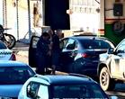 Policías de Guadalupe aseguraron un arma, réplica, drogas y el automóvil implicado en el robo a la casa de préstamos.