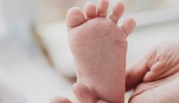 Tanto la madre como el padrastro de Darlett son menores de edad.