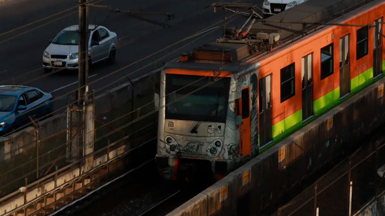 Caos en la Línea A del Metro CdMx: falla eléctrica obliga a suspender el servicio