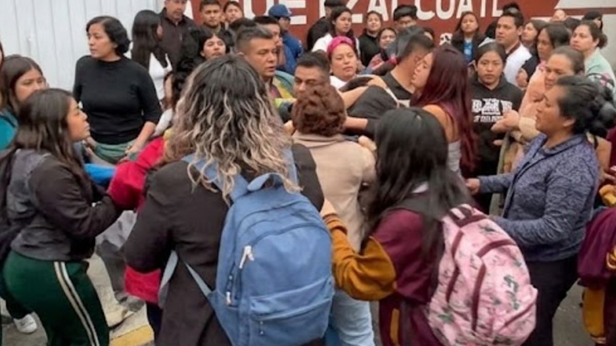 Las alumnas se enfrentaron a golpes | Imagen recreada