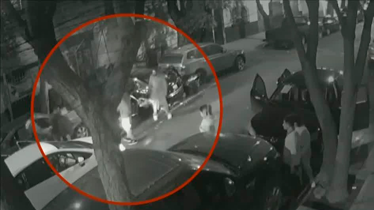 Taller mecánico invade la calle y genera conflictos en la Miguel Hidalgo