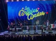 Tan pronto arrancó el show, los asistentes no tardaron en sacar sus mejores pasos de baile.