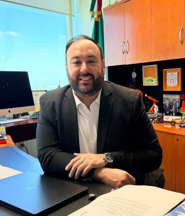 Señaló que la estrategia estatal contempla impulsar el desarrollo tecnológico, fortalecer la formación de talento y generar oportunidades.