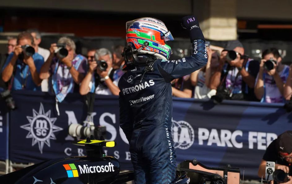 El piloto de Mercedes superó a Verstappen por 0.179 segundos en el Circuito de las Américas y parte con ventaja decisiva para la carrera del domingo.