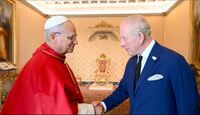 La cercanía de Carlos III y León XIV es histórica tras 500 años de separación. | Vatican News