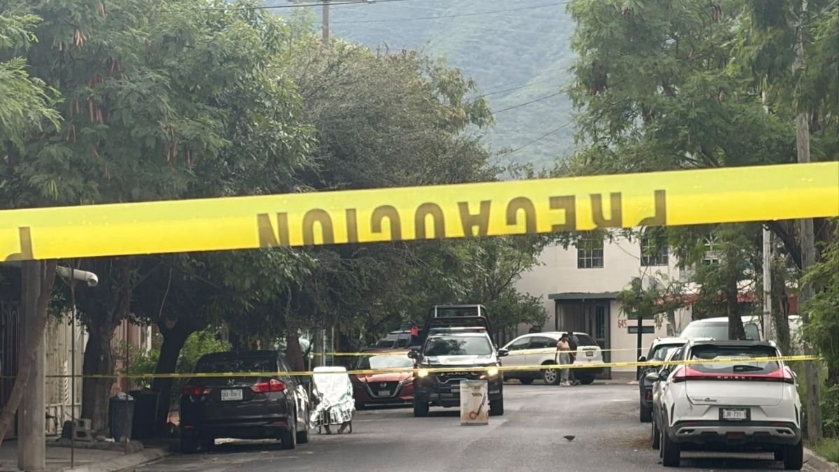 Elementos de la Policía de Juárez acordonaron una zona de la colonia Jardines de la Silla.