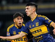 Juan Brunetta y Diego Sánchez durante el partido ante Pumas.