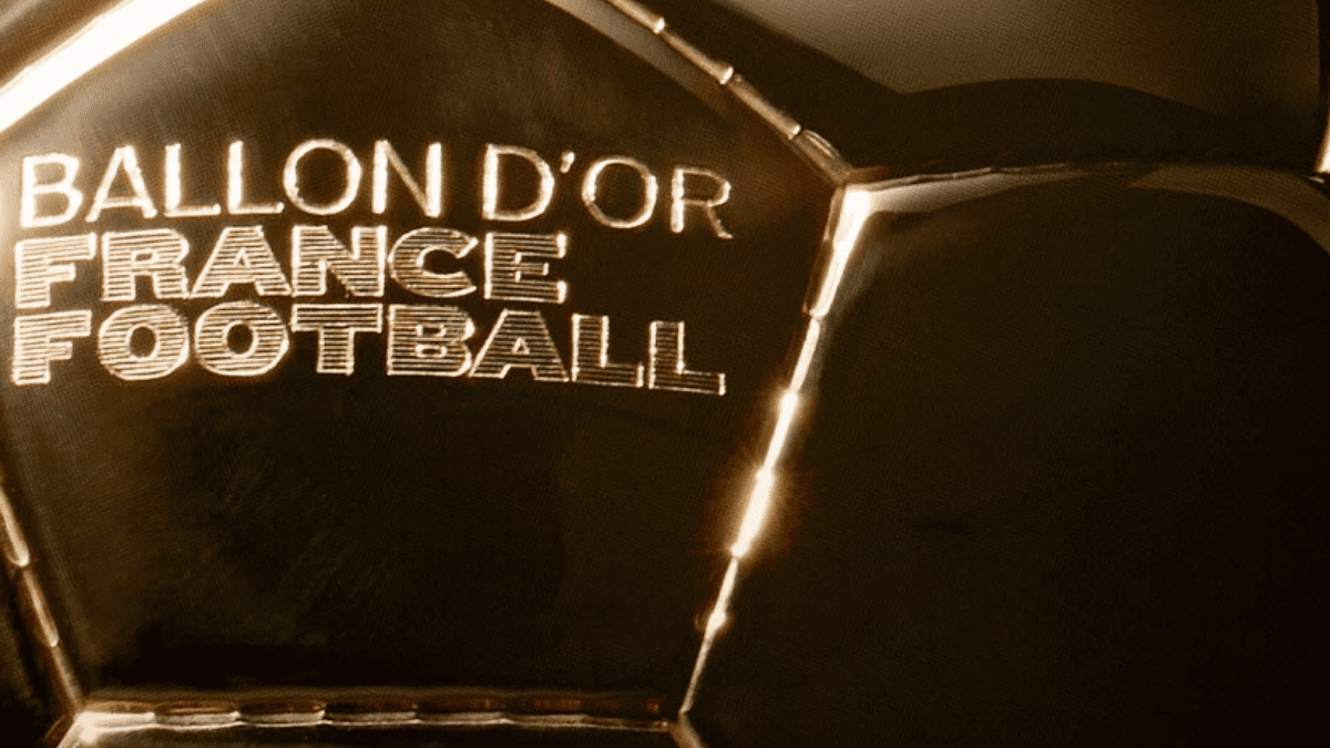 El premio toma en cuenta aspectos como el rendimiento individual. | @ballondor