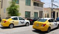 La renovación de taxis busca eliminar vehículos contaminantes en Jalisco.