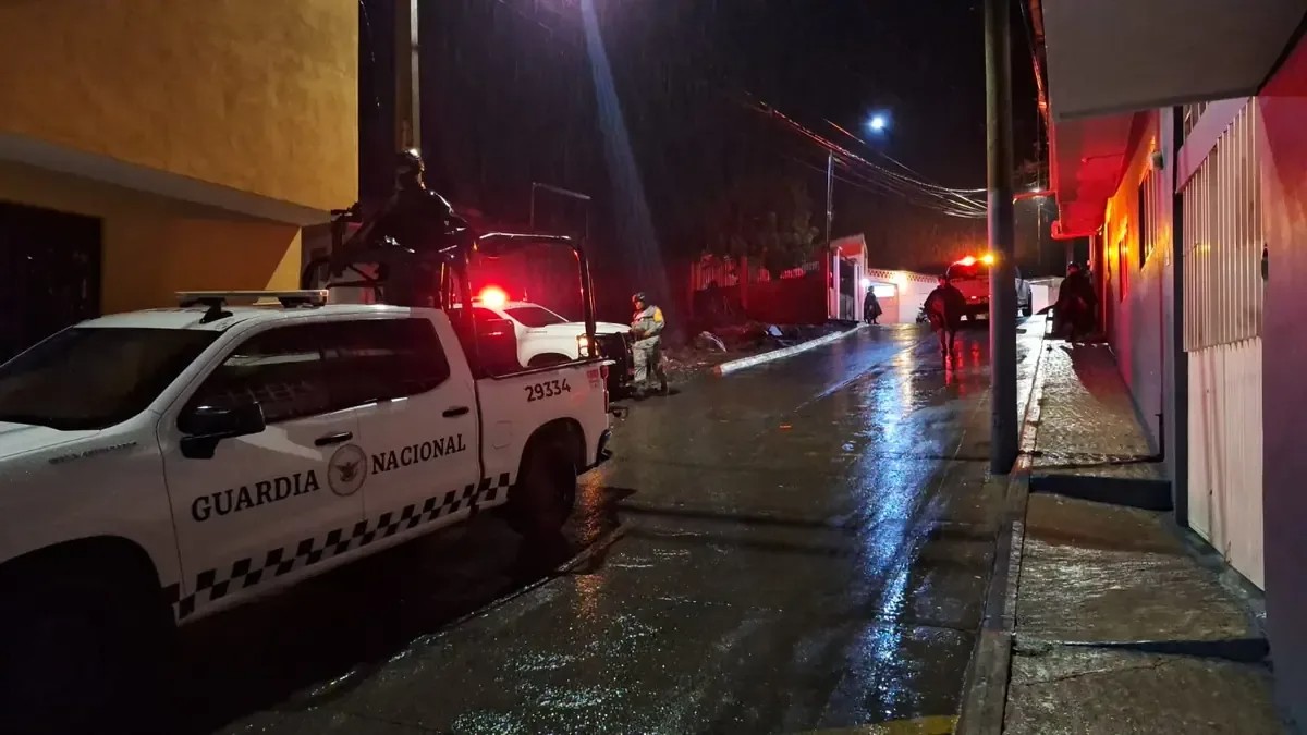 El ataque armado ocurrió en una taquería ubicada en la colonia en la colonia Los Pinos, aledaña al barrio de San Pedro, en Uruapan