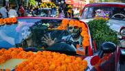 El desfile tradicional pasa por las calles principales del centro de Guadalajara | Vía Día de Muertos Guadalajara