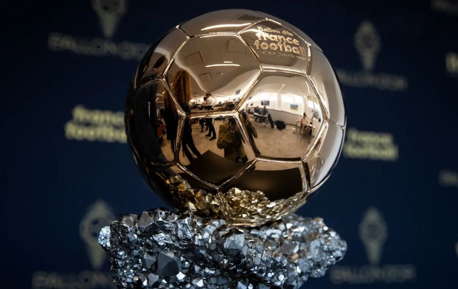 Harry Kane fue el ganador absoluto al Balón de Oro Masculino, siendo reconocido como el mejor futbolista del mundo durante el año.