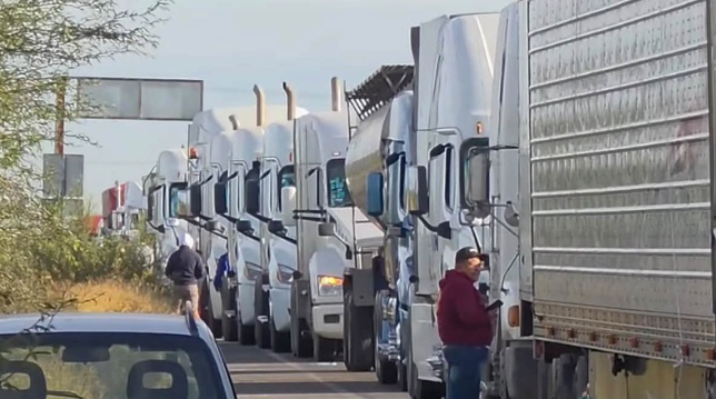 Transportistas en Aguascalientes se suman a las protestas en carreteras. | Redes Sociales
