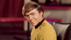 Walter Koenig dio vida al personaje de Pavel Chekov en la serie de Star Trek en la década de los 90's