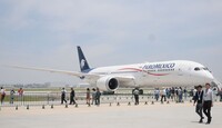 En el Aeropuerto de Saltillo se ha recibido al equipo de trabajo de la aerolínea como parte de las gestiones.