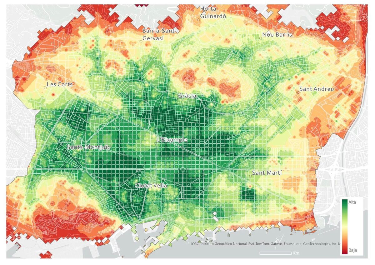 Barcelona: qué tan cerca queda lo cotidiano. Mientras más verde, más servicios a quince minutos a pie. Fuente: Urbametrics / Universitat Autònoma de B