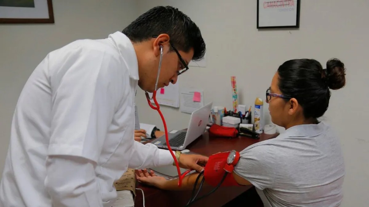 Uno de los campos que concentra mayores esfuerzos es la investigación de tratamientos contra el cáncer