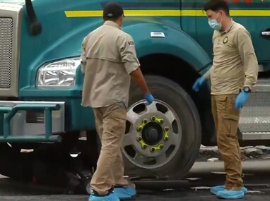 Elementos de tránsito cerraron uno de los carriles que se dirige a López Mateos.