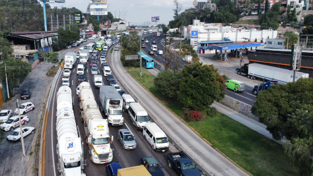 ¡Evita multas! Revisa que vehículos no circulan HOY en la Zona Metropolitana del Valle de México.
