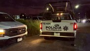 Oficiales de la Policía de Tlajomulco acudieron al sitio tras los reportes a las líneas de emergencia