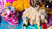 El Pan de Muerto lleva distintos nombres y formas de preparase en todo el país. | Feria del Cartón