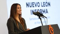 Betsabé Rocha Nieto junto a representantes de COMCE e INDEX al anuncian encuentros industriales.