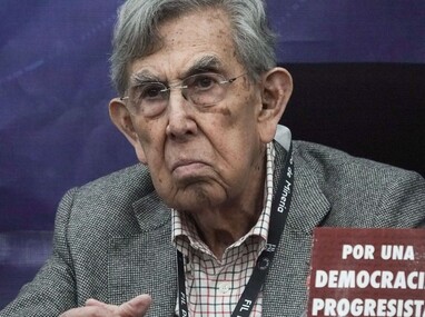 Muere Cuauhtémoc Cárdenas, tres veces candidato presidencial.