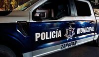 Policías de Zapopan acudieron para resguardar el sitio donde falleció la menor.