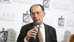 El titular de la Fiscalía General de Justicia de Nuevo León expone el desglose financiero.