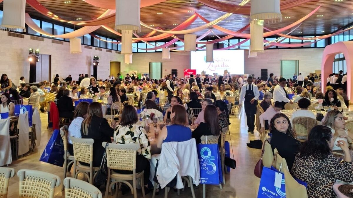 Emilú Cázares, Alberto Braña y la Dra. Yolanda Jaramillo encabezaron la tarde de convivencia, juegos y subasta a beneficio de Mujeres Salvando Mujeres