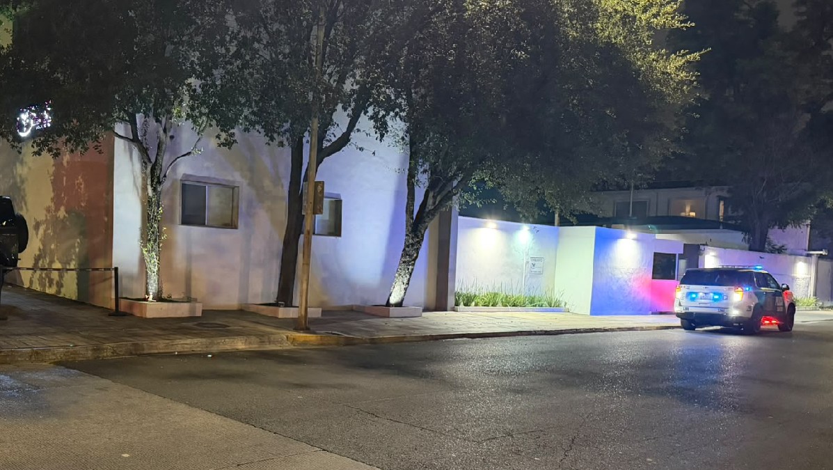 De acuerdo con fuentes cercanas al caso, el monto de lo robado ascendería a 5 millones de pesos.
