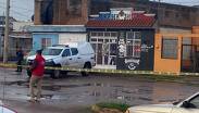 El presunto responsable fue ubicado dentro del local al momento en que las autoridades fueron notificadas.