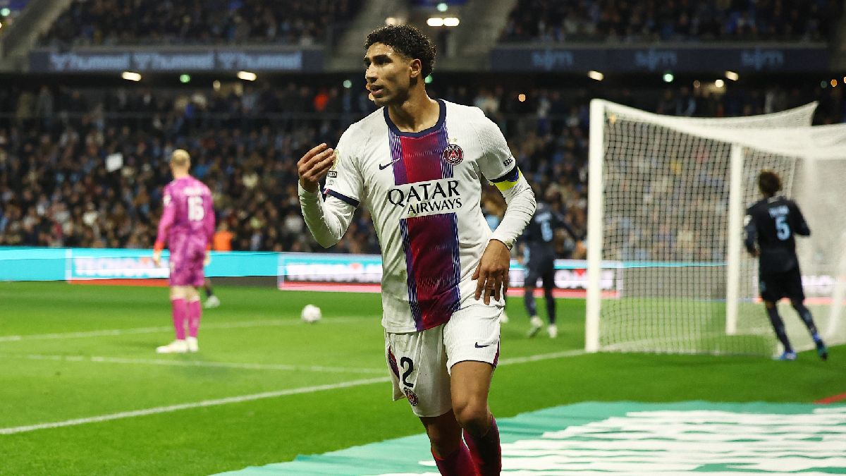 Achraf Hakimi hizo un 'Hat-trick' con PSG durante la jornada 9 de la Ligue 1 / Reuters