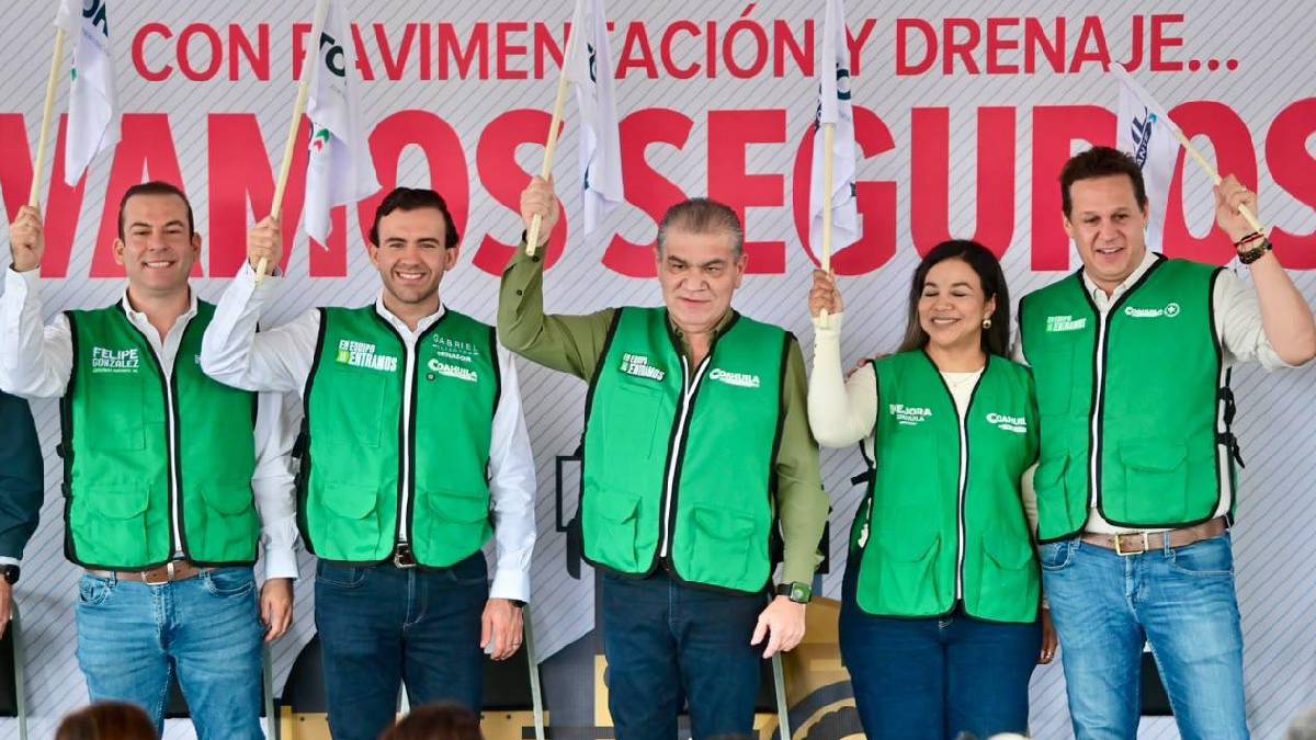 El alcalde reiteró su compromiso de seguir recorriendo las colonias y ejidos para escuchar las necesidades de la gente.