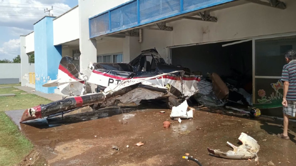 La avioneta impactó contra una parte de la guardería que no estaba siendo utilizada por los niños en Brasil | Prefeitura de Campo Verde vía Facebook