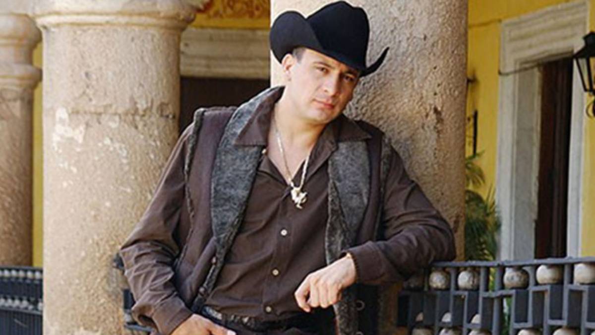 Además de indagar en las circunstancias de su muerte, la producción hará un recorrido por la trayectoria artística del cantante sonorense.
